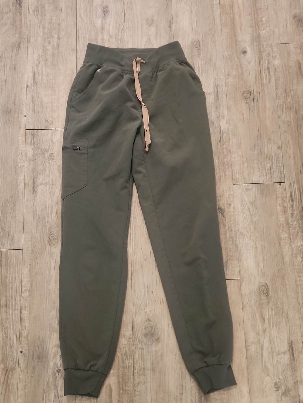 Figs Olive Green Scrub Joghers XS Tall
